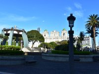 8  Le Parque Central, devant la Catedral, avec son kiosque à musique aux arches massives.