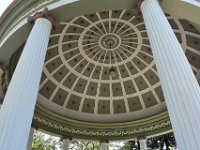 38  El Templo de la Música a été construit en 1920 pour l'élection de la reine de las Fiestas de San José, en s'inspirant du style néo-classique et tu Temple de l'Amour et de la Musique de Versailles. Il est également classé comme monument historique.