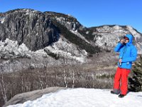 4  Point de vue sur le Mont du Gros-Bras et ses falaises, à l'entrée du Parc :)