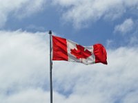 4  Ô Canada ... :)