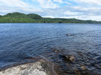11  Les sites de camping sont éloignés les uns des autres, nous sommes comme seuls sur notre île et proftons de la baignade dans la plus belle piscine qui soit (l'eau est chaude, proche des 20°C probablement).