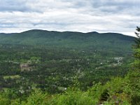 13  Côté sud, s'écoule la Rivière Richelieu.