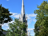 145  Avenue Ste-Geneviève, passage d'une calèche devant l'église Chalmers-Wesley.