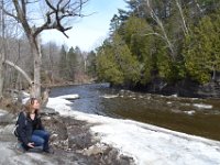 73  Promenade au Parc Chauveau, le plus grand parc de la ville, au Nord de l'Université, traversé par la Rivière St-Charles.