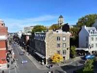 105  Vue sur le Vieux-Québec (Rue St-Jean et Edifice Price) depuis la Porte St-Jean :)