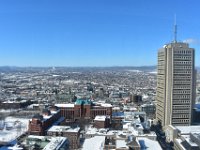35  Côté nord-ouest, avec à droite l'Observatoire la Capitale, le plus haut immeuble de Québec.
