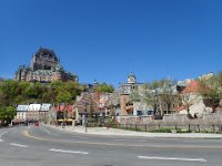 60  Vue sur le Château Frontenac et le quartier du Petit-Champlain depuis le Boulevard Champlain et la rue Dalhousie, sur les quais du St-Laurent.