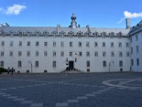94  Dans la cour du séminaire de Québec, qui abrite l'école d'architecture de l'Université Laval.