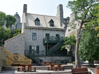 104  Parc de l'Unesco, rue Saint-Pierre.