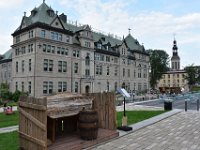111  Les Jardins de l'Hôtel de Ville, début de la quête historique sur le premier esclave noir du Canada, Olivier Le Jeune.