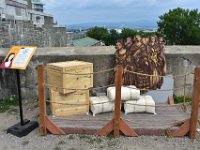 89  Jean Talon a joué un rôle central dans le projet de peuplement de la colonie française avec la venue des Filles du Roy : en 7 ans, environ 800 filles ont été envoyées en Nouvelle-France par Louis XIV pour prendre un mari et faire des enfants (des primes substentielles étaient accordées aux familles ayant 10 ou 12 enfants !)