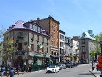 10  Le Pub Saint-Patrick, au pied de la Côte de la Fabrique.