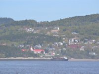 2  Direction le milieu du golfe du St-Laurent, vue sur Tadoussac et son hôtel.
