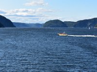 13  Un zodiac d'excursion baleine, cf. onglet dédié ! [31 Août 2019]