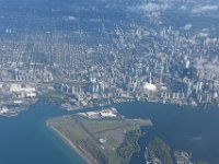 21  Au retour vers Québec, nous survolons Toronto, cela nous rappelle des souvenirs (cf. onglet "Ontario") !
