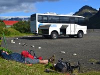 20  Le bus Trex Experience qui va nous remmener à Reykjavik où nous passerons la nuit à la Guesthouse Tunguvegur dans laquelle nous avions laissé nos bagages.