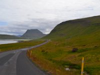 20  En vue : le mont Kirkjufell ("église"), à proximité de la ville de Grundarfjördur.