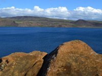 6  Le lac Kleifarvatn, magnifique. La légende dit qu'il abrite un monstre aquatique. Cependant, de nombreux pêcheurs y pêchent la truite.