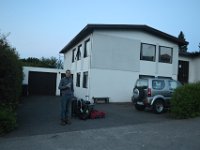 2  Le taxi nous dépose au petit matin devant la Guesthouse "Tunguvegur". Finalement, nous serons transférés vers une chambre plus près du centre ville.