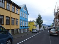 7  Maisons colorées islandaises faites de tôles résistantes au vent et de bois.