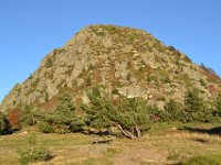 39  Ascension du Mont Gerbier de Jonc en soirée, l'ensoleillement y est superbe.