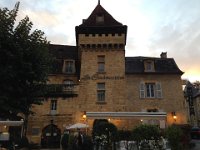 18  Sarlat-la-Canéda, la capitale du Périgord noir, magnifique avec son architecture moyen-âgeuse et sa pierre ocre !