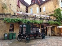20  Dans les rues de Sarlat-la-Canéda
