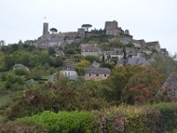 31  En remontant en Corrèze, le village de Turenne, un autre "Plus Beau Village de France" médiéval ! Turenne tient son nom d'une puissance vicomté qui a régné pendant dix siècles sur le Limousin, le Quercy et le Périgord.