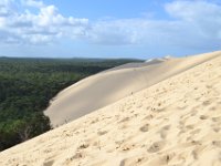 3  Le dimanche, direction l'incontournable Dune du Pilat, à l’entrée du bassin d’Arcachon (La-Teste-de-Buch) à 1h au Sud-Ouest de Bordeaux.