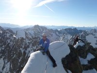 10  Passage inoubliable d'une arête de glace "selle de cheval" : en selle à califourchon et on se laisse glisser !!