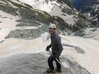8  Progression sur des pentes de glace de degré de plus en plus incliné, en montée, en traversée, en descente :)