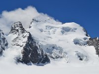 4  La Barre et le Dôme, avec à gauche Barre Noire. On devine l'itinéraire pour le Dôme.
