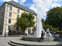 10  La liseuse, Place Alsace Lorraine. [21 juillet 2020]