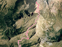 23  Parcours : 7h30 de marche effective (4h30 de montée, 3h de descente), 9h en tout, 1415m de dénivelé, une magnifique journée :)