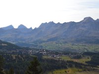 10  Vallée du Dévoluy avec la station de la Joue du Loup que nous allons rejoindre.