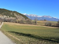 16  Retour par la route au lieu-dit "Jacob".