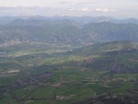 8  Au Sud, la Durance qui vient d'Embrun et part pour Sisteron. : 8