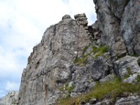31  Le passage permettant d'accéder au sommet, dans le creux.
