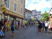 34  Petit arrêt à Embrun pour voir la fin de l'Embrun Man avec la course à pieds.