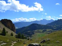 5  En montant, vue sur le sentier.