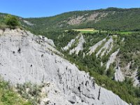 18  Point de vue depuis le nouveau site aménagé en bord de route. En face, l'antenne du Mont Colombis (1734m).