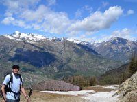 14  Le Sud des Ecrins, au Nord, avec à gauche le Vieux Chaillol enneigé, tout à droite le Pelvoux pointe :)