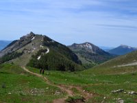 4  En montant, derrière nous le Pic de la Greysinière, Charance et Céüse