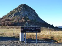 13  Le Mont Gerbier de Jonc, source du fleuve Loir, en forme de "suc" !