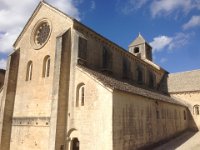 17  L'abbaye de Sénanque dans le vallon de la Sénancole. : 17