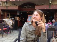 2  Boire un café sur la place :) : 2